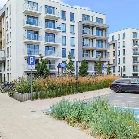 Sea And Stadium In Good Design With Parking & Garden By Rent Like Apartmán