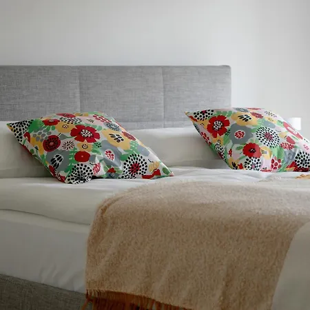 Sea And Stadium In Good Design With Parking & Garden By Rent Like Apartmán *