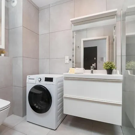 Sea And Stadium In Good Design With Parking & Garden By Rent Like * 그단스크