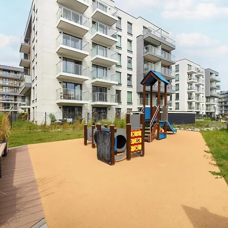 Sea And Stadium In Good Design With Parking & Garden By Renters